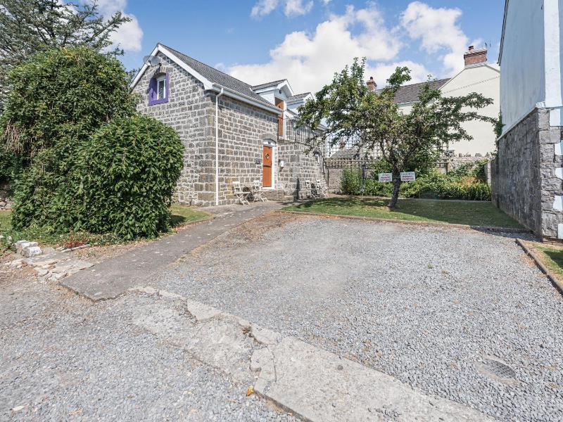 The Coach House - image 10