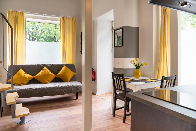 Homely loft style Apartment in Berlin Wilmersdorf - image 2