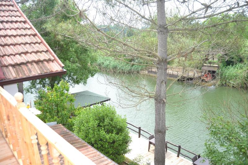 Standard Double Room with River View image 2