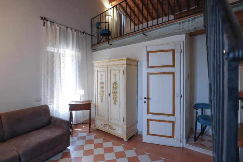 Quadruple Room - Split Level image 4