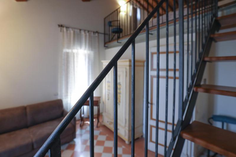 Quadruple Room - Split Level image 3