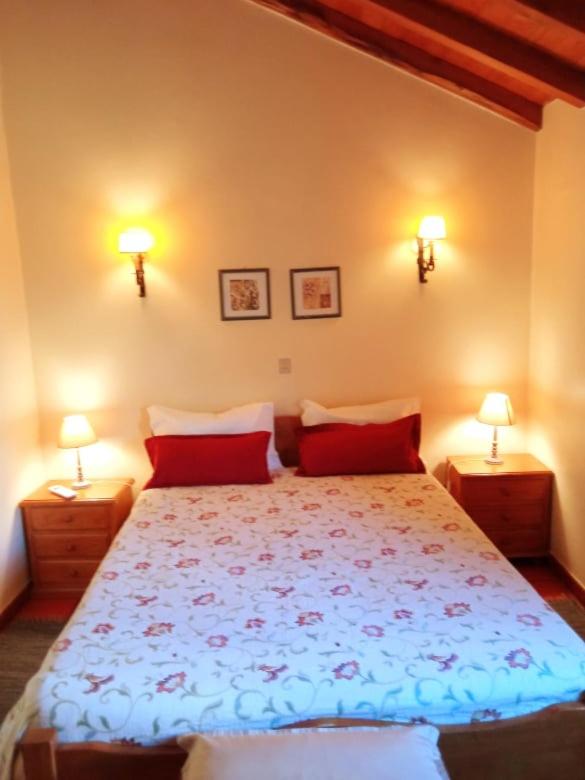 Two-Bedroom House image 4