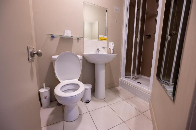 Single Room image 1