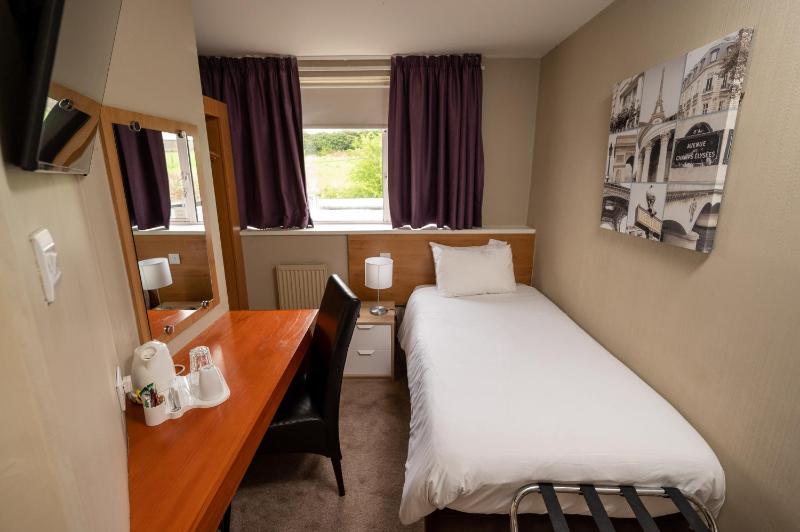 Single Room image 4