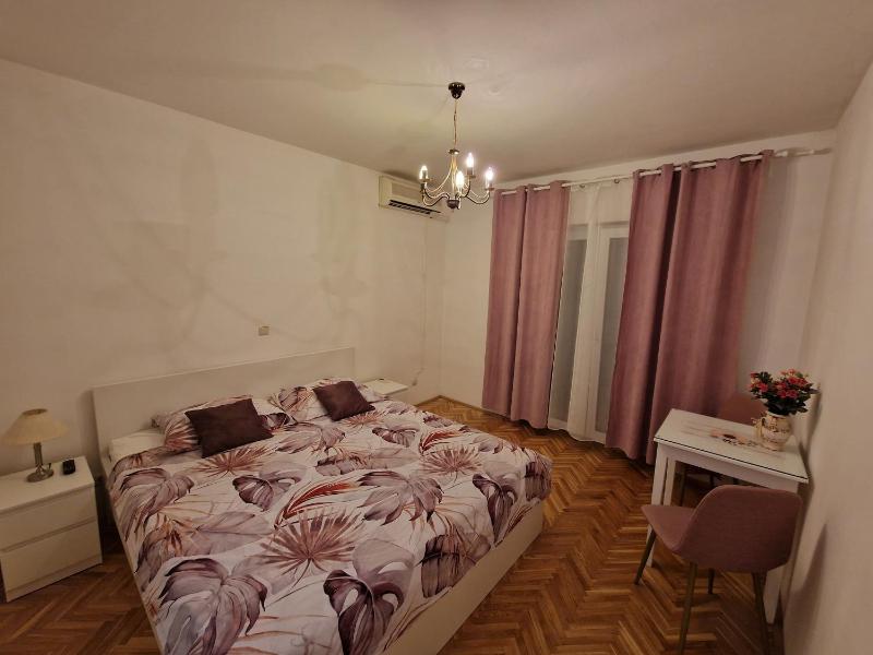 Double or Twin Room with Garden View image 3