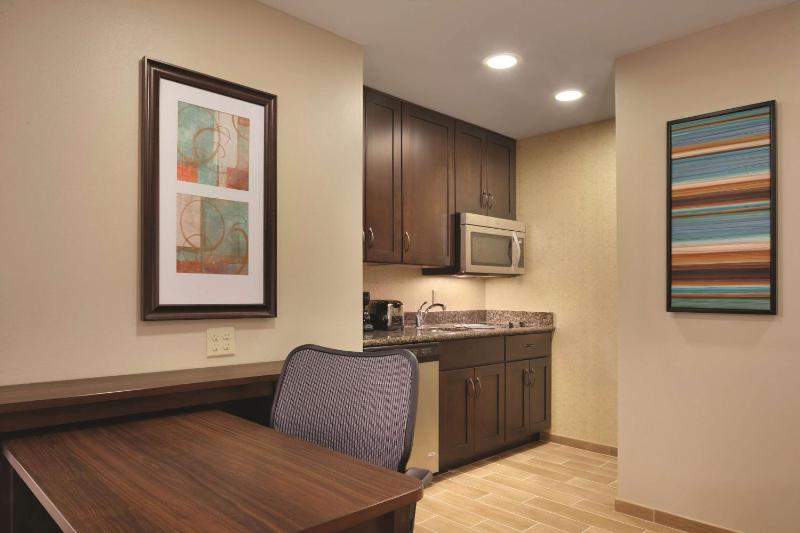 King Studio Suite - Hearing Access/Non-Smoking image 4