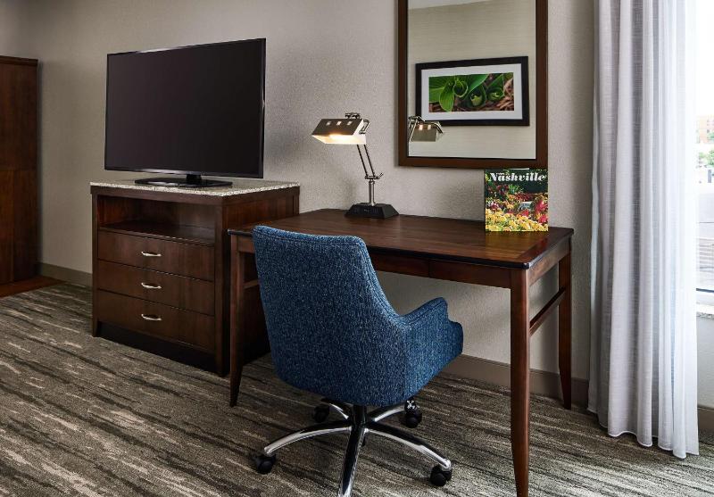 King Room image 4