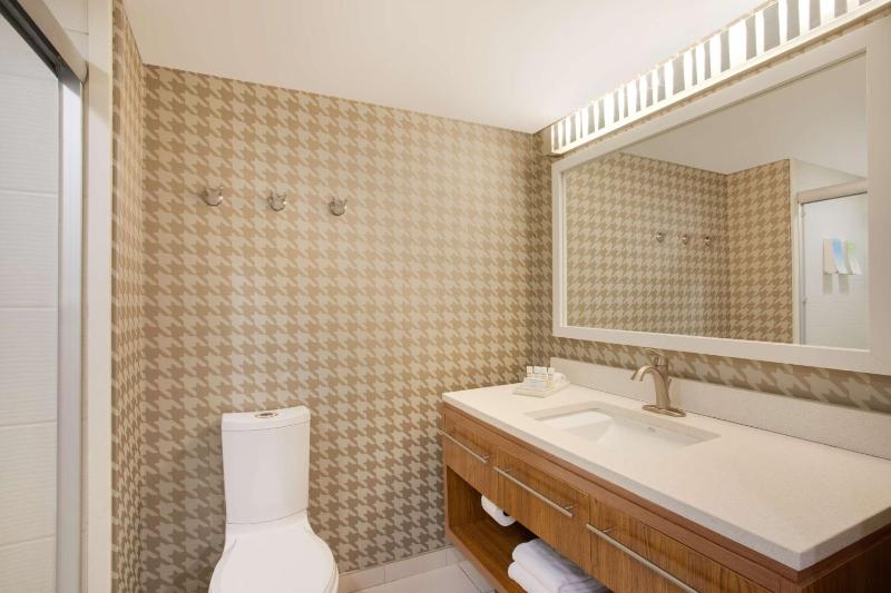 King Studio Suite - Non-Smoking image 2