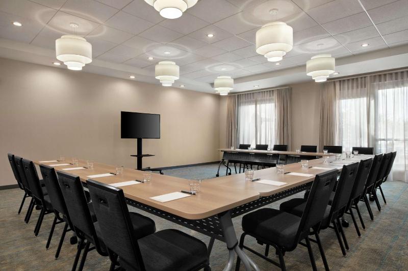 Homewood Suites by Hilton Houston NW at Beltway 8 - image 14