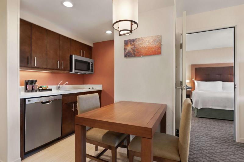 Homewood Suites by Hilton Houston NW at Beltway 8 - image 17
