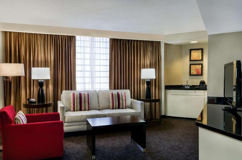 DoubleTree By Hilton Los Angeles Downtown - image 15