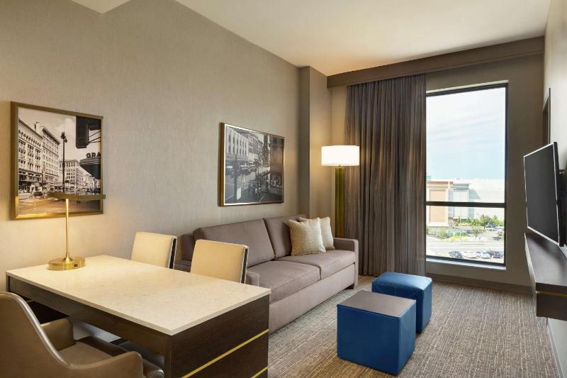 Two-Room King Suite - Non-Smoking image 4