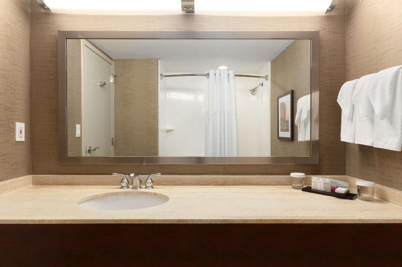 Two-Room King Suite - Non-Smoking image 2