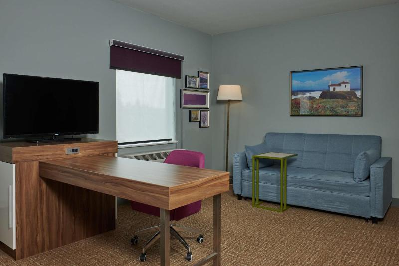 One-Bedroom King Suite - Non-Smoking image 4