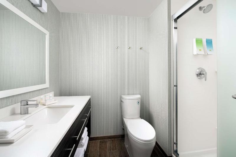 King Studio Suite - Non-Smoking image 2