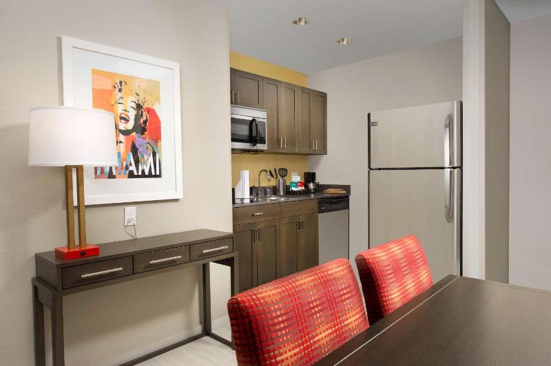 King Studio Suite - Non-Smoking image 4