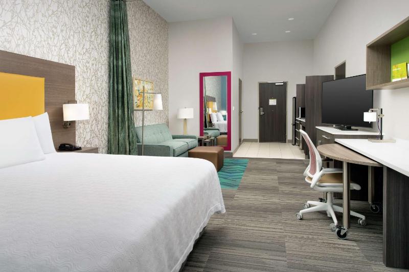 King Studio Suite - Mobility Access/Non-Smoking image 4