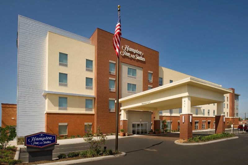 Hampton Inn & Suites San Antonio-Downtown/Market Square - image 9
