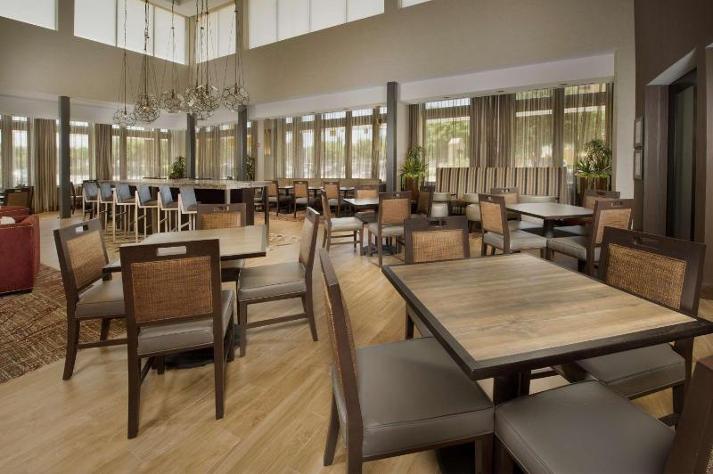 Hampton Inn & Suites San Antonio-Downtown/Market Square - image 17