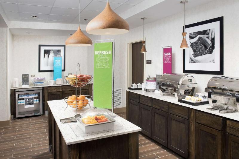Hampton Inn By Hilton & Suites San Antonio Lackland AFB SeaWorld - image 10