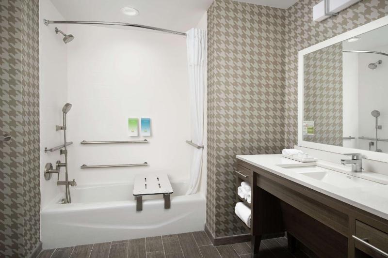 King Studio Suite - Mobility Access/Non-Smoking image 2