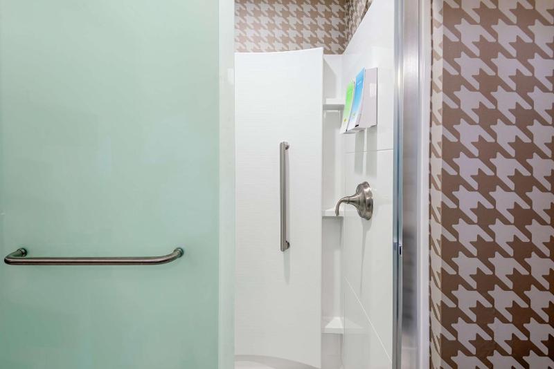 King Studio Suite - Non-Smoking image 3