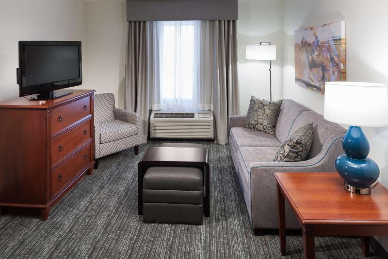 One-Bedroom Queen Suite with Two Queen Beds - Non-Smoking image 4