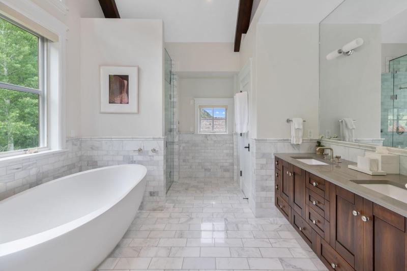 Element 52 Auberge Collection - image 7