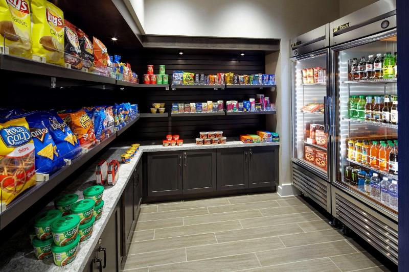 Hampton Inn & Suites Pittsburgh Airport South–Settlers Ridge - image 21