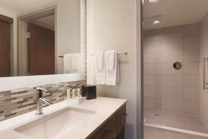 Homewood Suites by Hilton Pittsburgh Downtown - image 32
