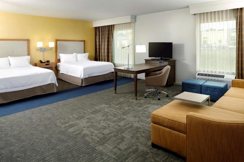 Hampton Inn & Suites Pittsburgh Airport South–Settlers Ridge - image 24