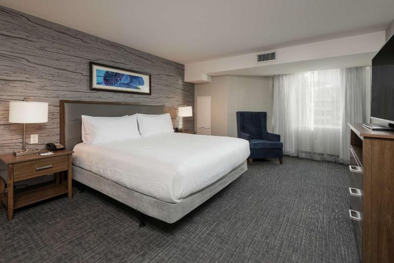Homewood Suites By Hilton Ottawa Downtown - image 3