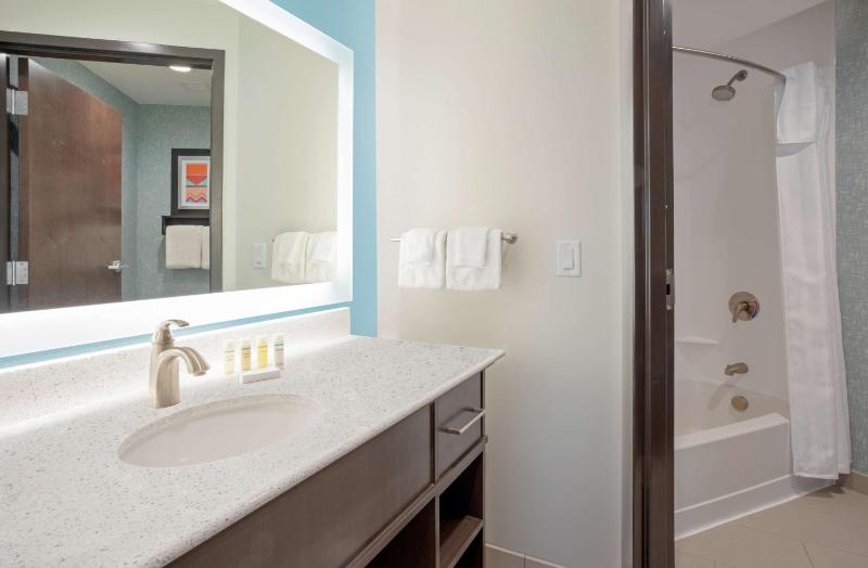King Studio Suite - Non-Smoking image 2
