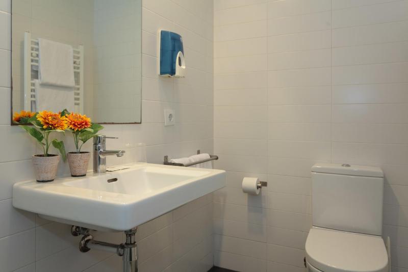 Triple Room image 3