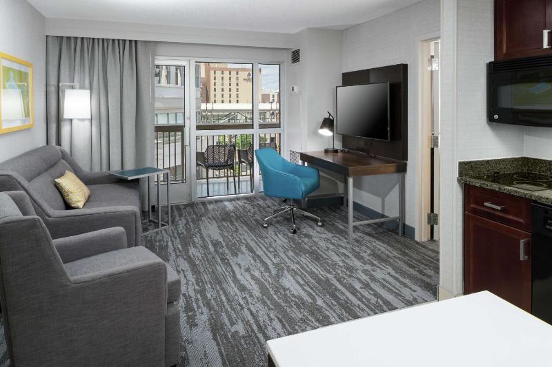One Bedroom King Suite with Sofa Bed image 4