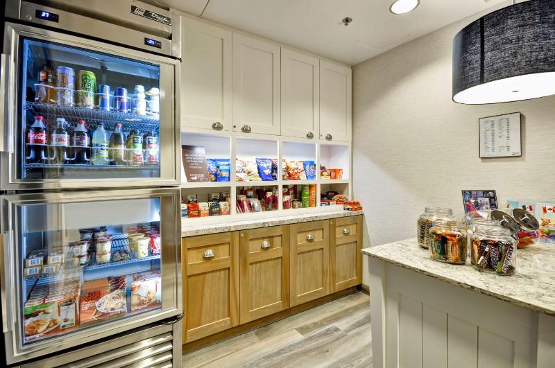 Homewood Suites By Hilton Phoenix-Biltmore - image 20