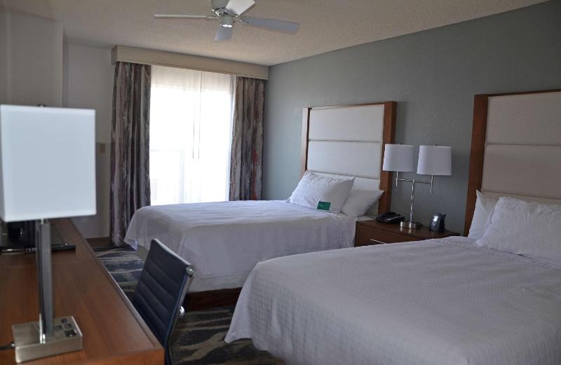 Homewood Suites By Hilton Phoenix-Biltmore - image 8