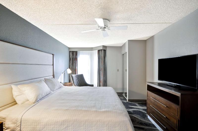 Homewood Suites By Hilton Phoenix-Biltmore - image 17
