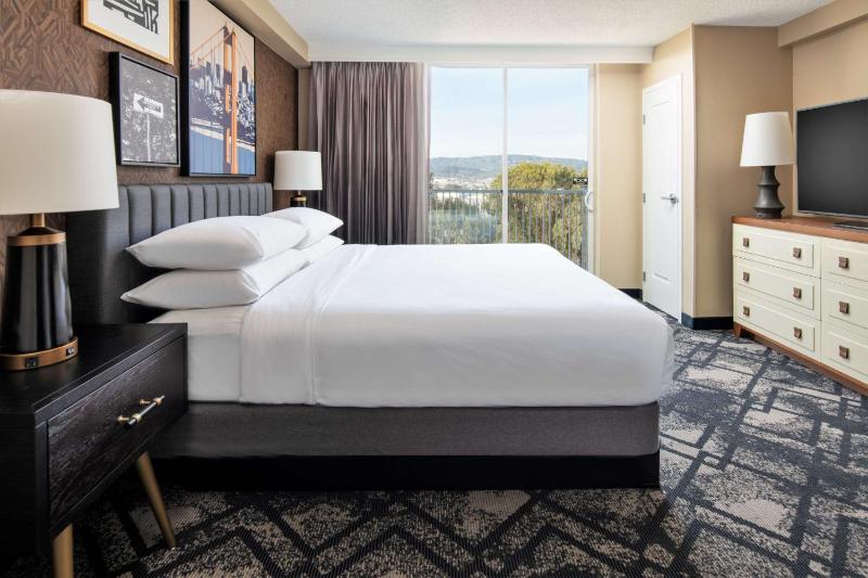 Two-Room King Suite - Non-Smoking image 3