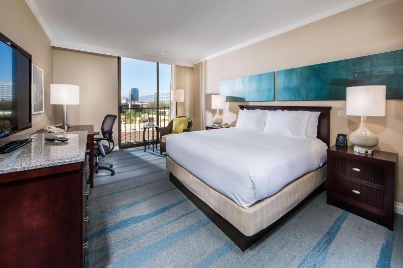 King Room image 3