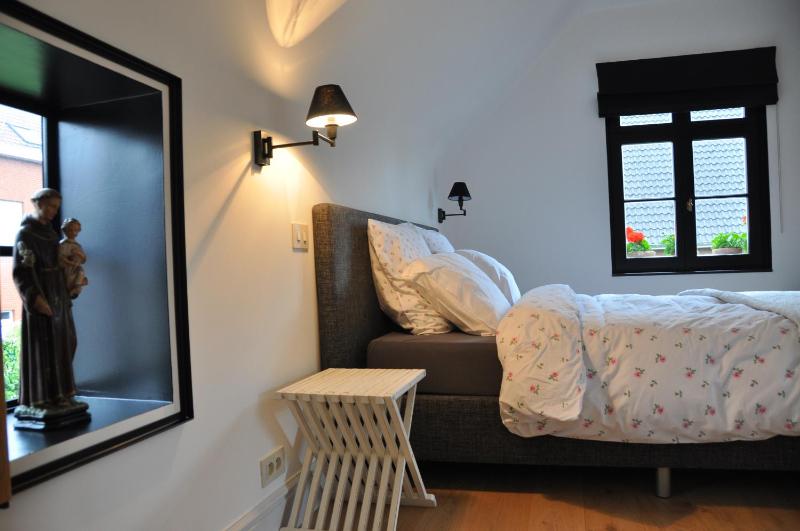 Double Room with Private Bathroom image 3