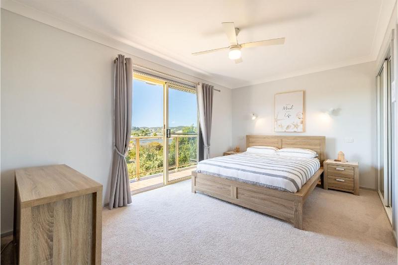 124 Rocky Point Rd - pet friendly air con Wi-Fi high chair and Cot - image 31