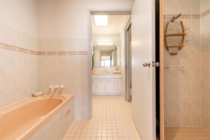 124 Rocky Point Rd - pet friendly air con Wi-Fi high chair and Cot - image 29