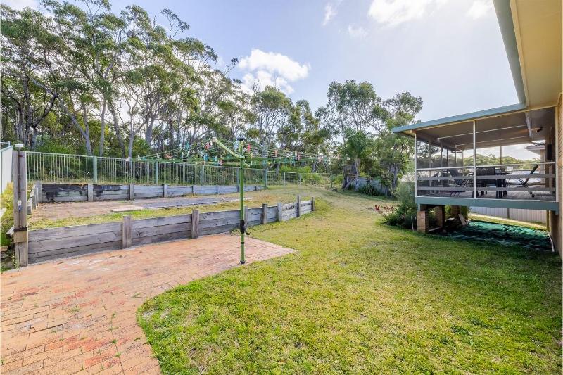 124 Rocky Point Rd - pet friendly air con Wi-Fi high chair and Cot - image 37