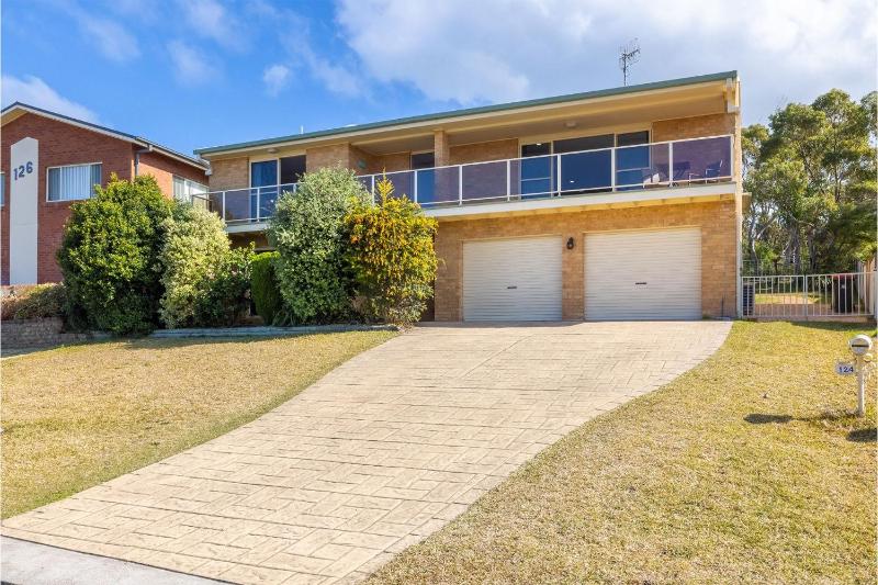 124 Rocky Point Rd - pet friendly air con Wi-Fi high chair and Cot - image 35
