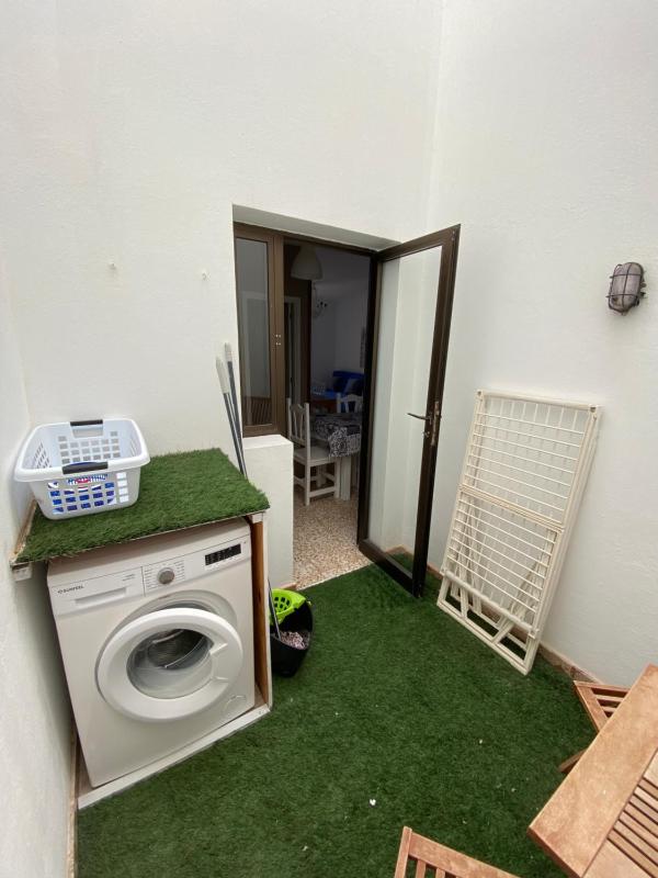 One-Bedroom Apartment image 3