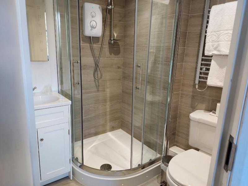 Single Room image 3