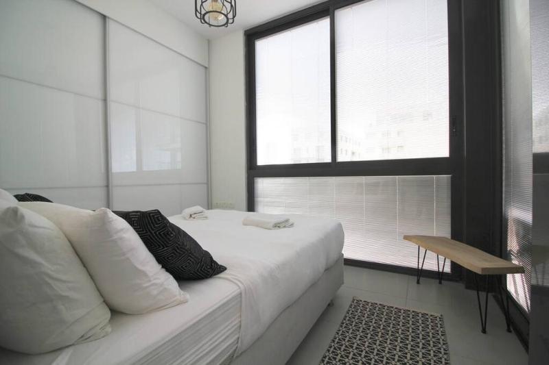 Modern Sea 2BR in Beach Club by HolyGuest - image 3