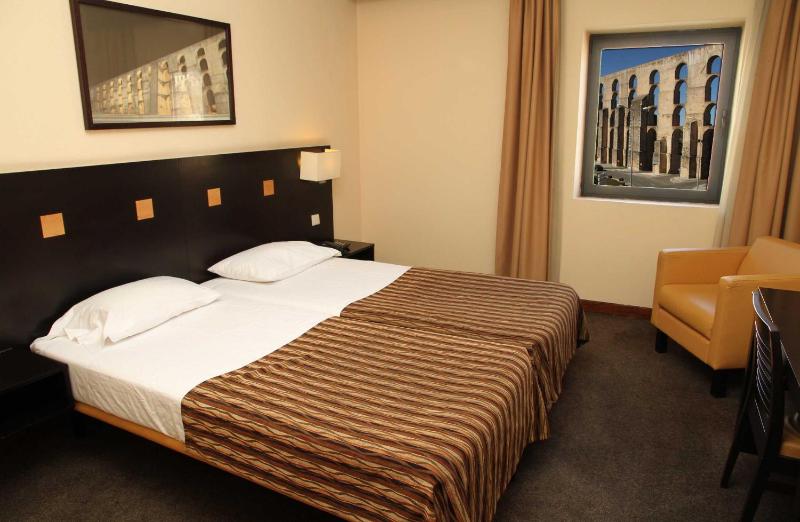 Double or Twin Room with New Year's Package image 2