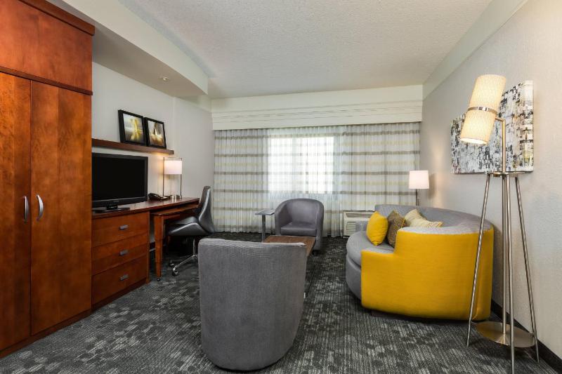 Courtyard by Marriott Houston by The Galleria - image 20